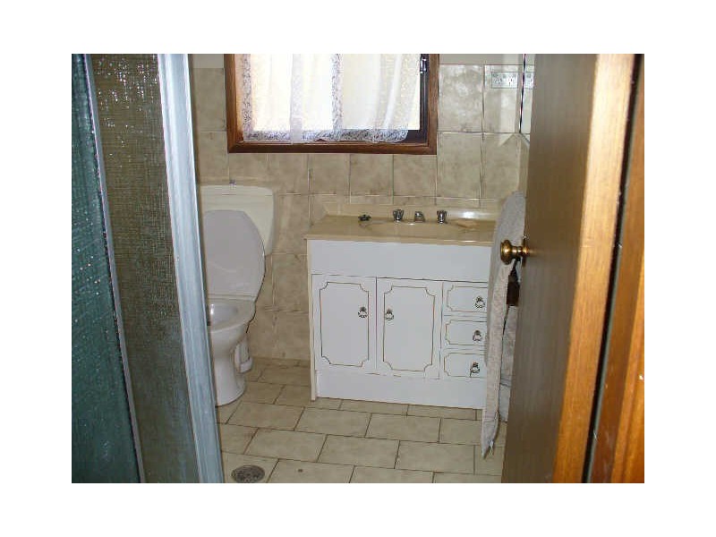 12A Coolabah Crescent, Cowra NSW 2794