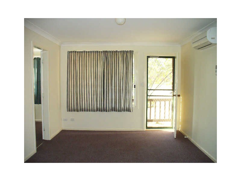 2/1 Brisbane Avenue, Cowra NSW 2794