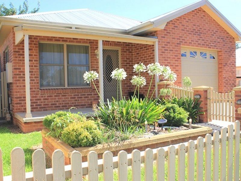 1a Argoon Street, Cowra NSW 2794