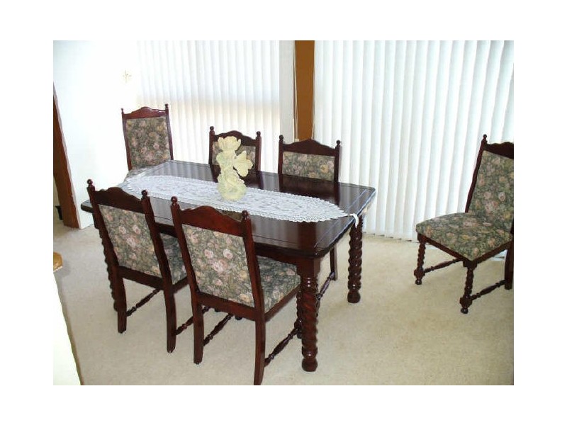 1 Henderson Street, Cowra NSW 2794