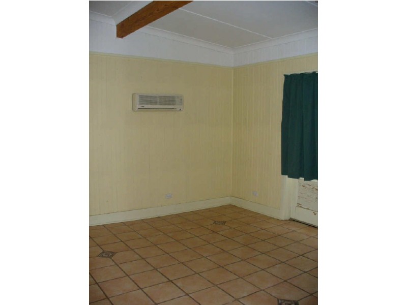 54 Lynch Street, Cowra NSW 2794