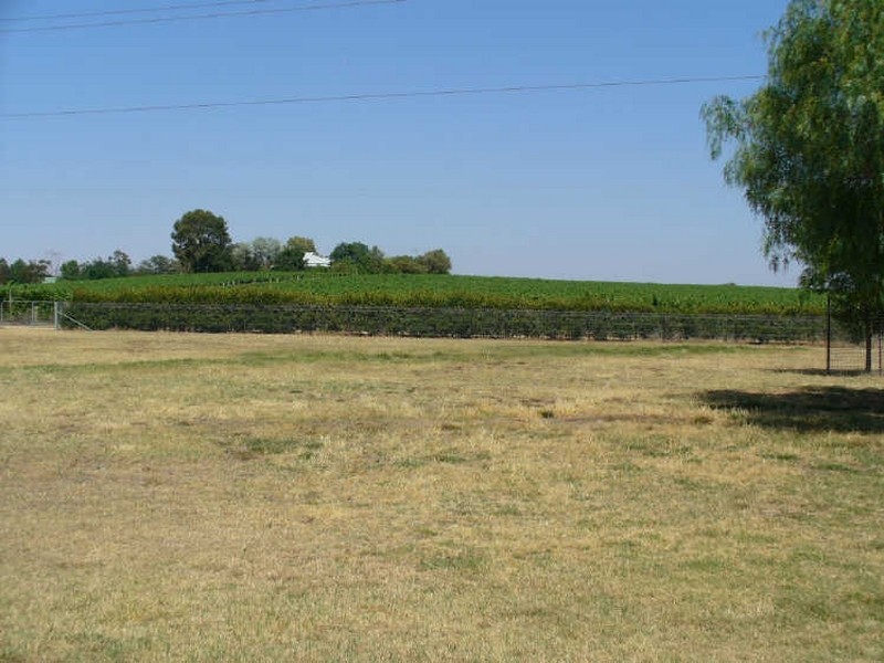 40 Dawson Drive, Cowra NSW 2794