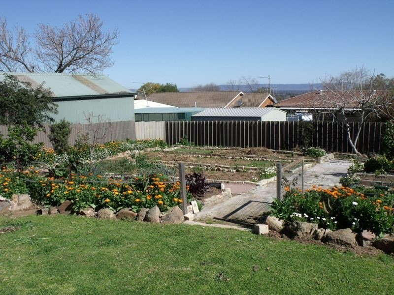 18 Binni Creek Road, Cowra NSW 2794