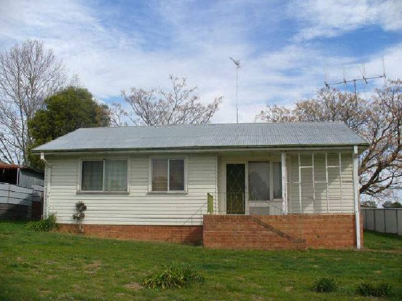 29 Eulo Street, Cowra NSW 2794