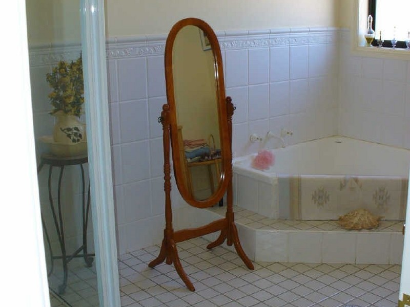 35 Dawson Drive, Cowra NSW 2794