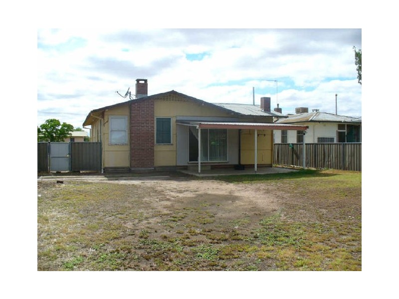 17 Dungowan Street, Cowra NSW 2794