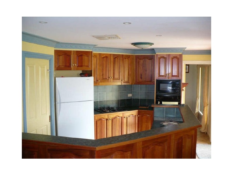 15 Valley View Road, Cowra NSW 2794