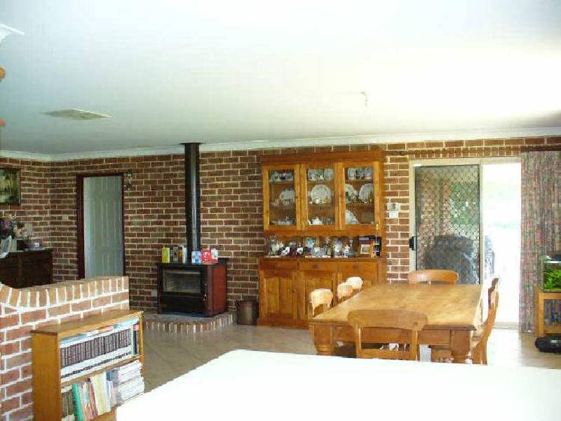 13 Grevillea Close, Cowra NSW 2794