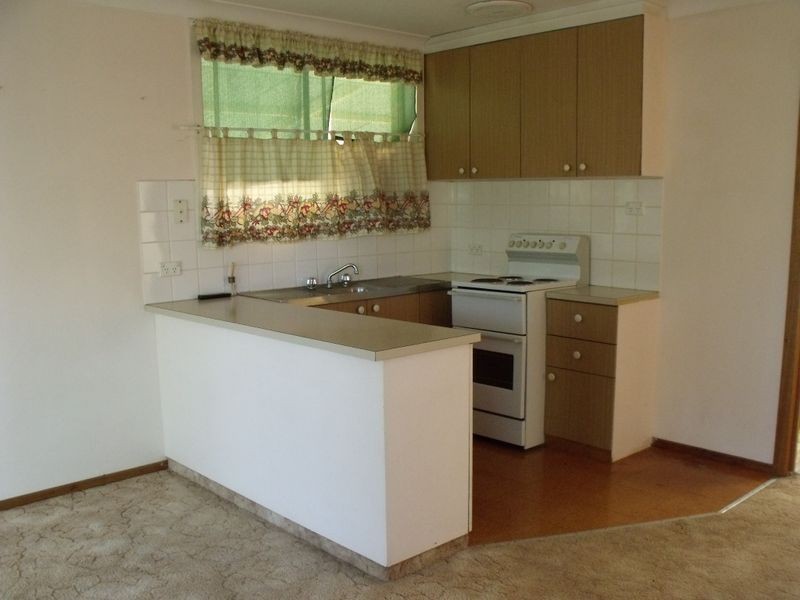 2/8 Pitt Street, Cowra NSW 2794