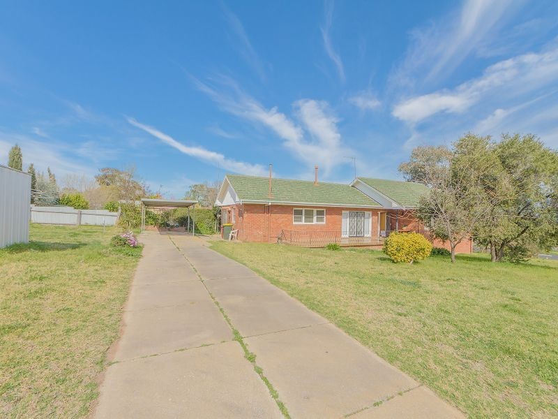 53 Lachlan Street, Cowra NSW 2794