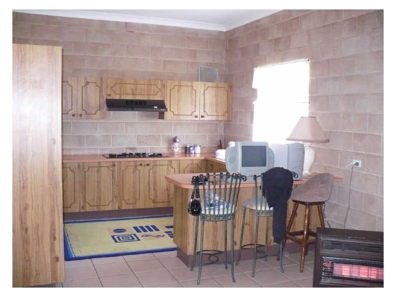 121 Vernon Drive, Cowra NSW 2794