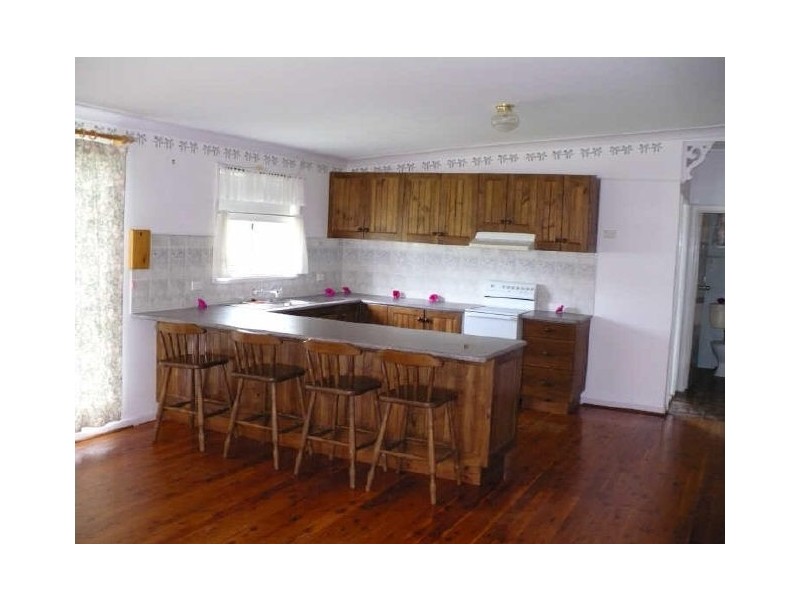 19 Parkes Street, Cowra NSW 2794