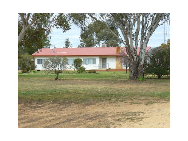 The Farm/158 Wongara Lane, Gooloogong NSW 2805