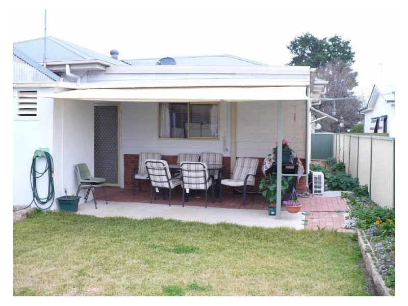18 Kite Street, Cowra NSW 2794