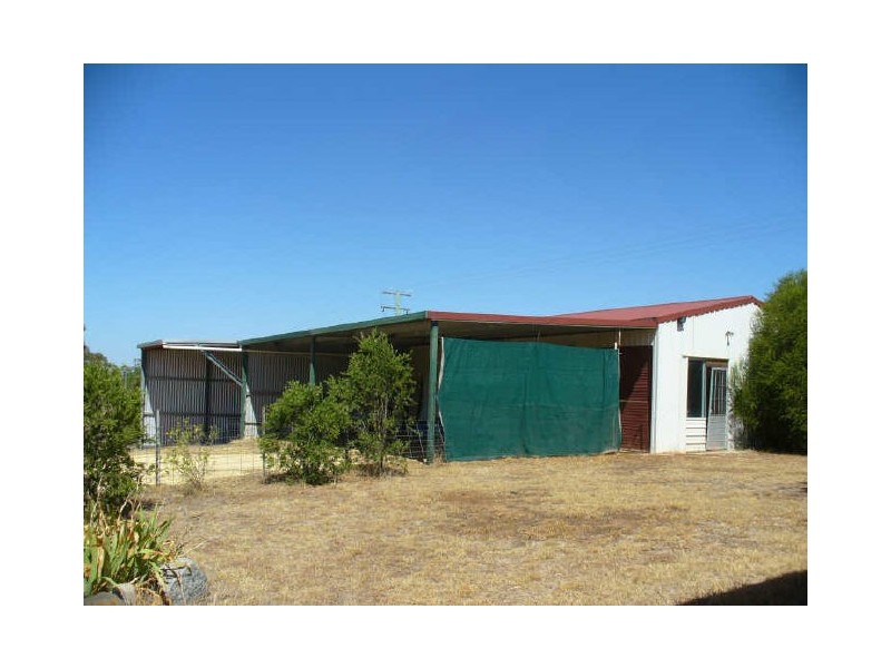 10 Valley View Road, Cowra NSW 2794