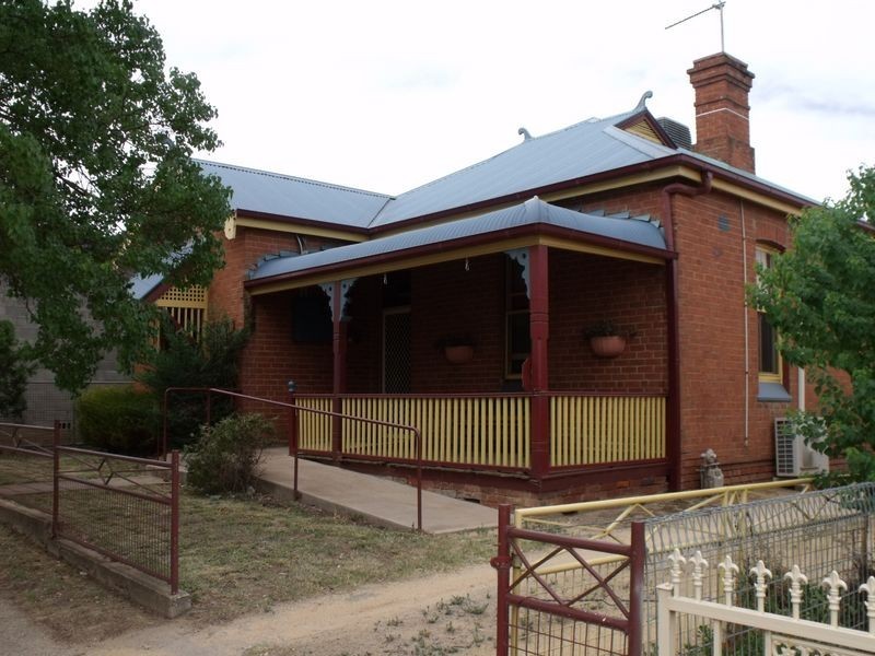 87 Brisbane Street, Cowra NSW 2794