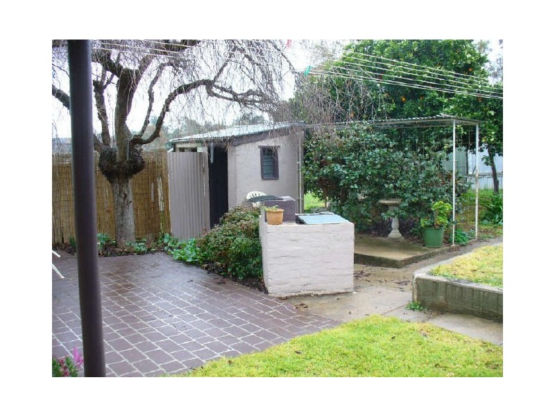 48 Liverpool Street, Cowra NSW 2794