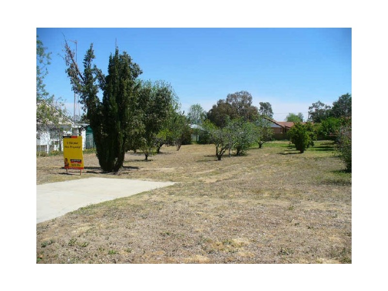 92 Redfern Street, Cowra NSW 2794