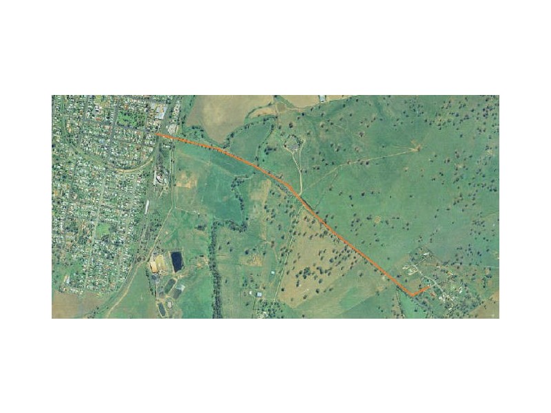 13 Military Parade, Cowra NSW 2794