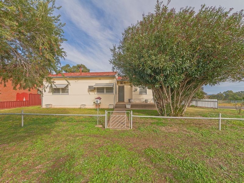 28 Mulyan Street, Cowra NSW 2794