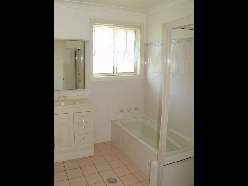 14 Eucalypt Close, Cowra NSW 2794