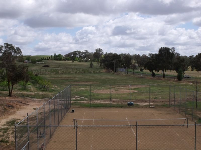 Blue Gum Anderson Lane, Cowra NSW 2794