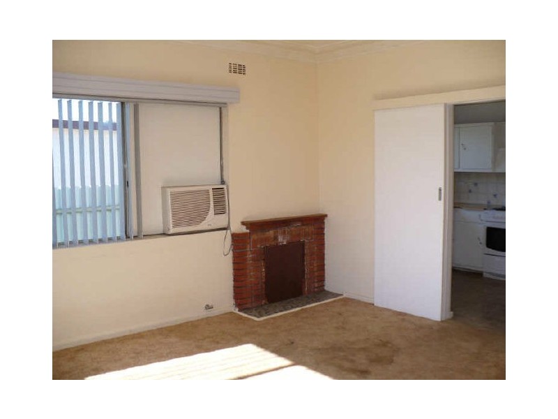 21 Watt Street, Cowra NSW 2794