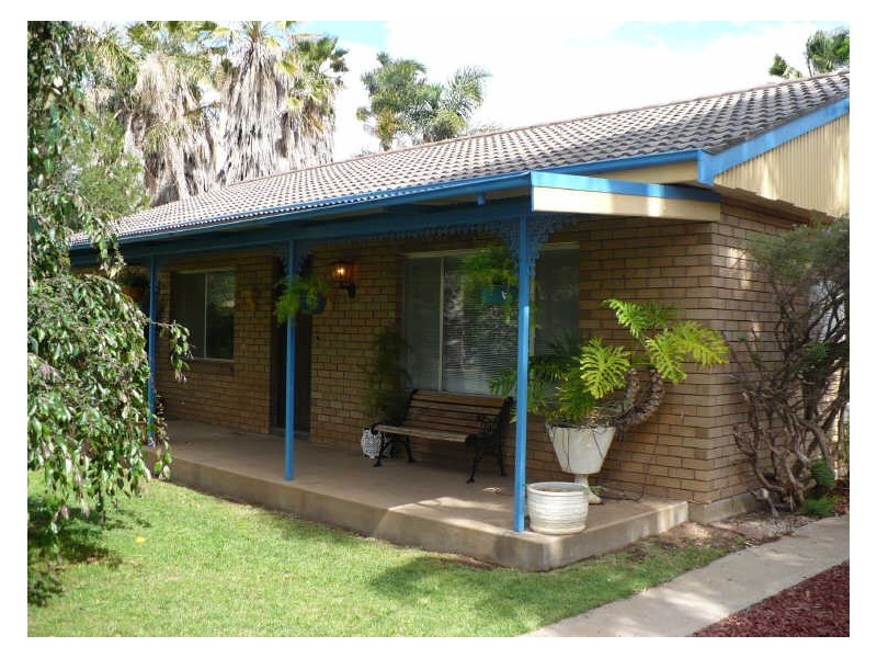 63 Waratah Street, Cowra NSW 2794