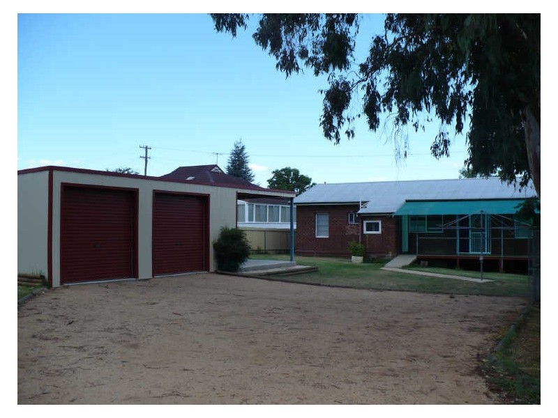 34 Courallie Street, Cowra NSW 2794