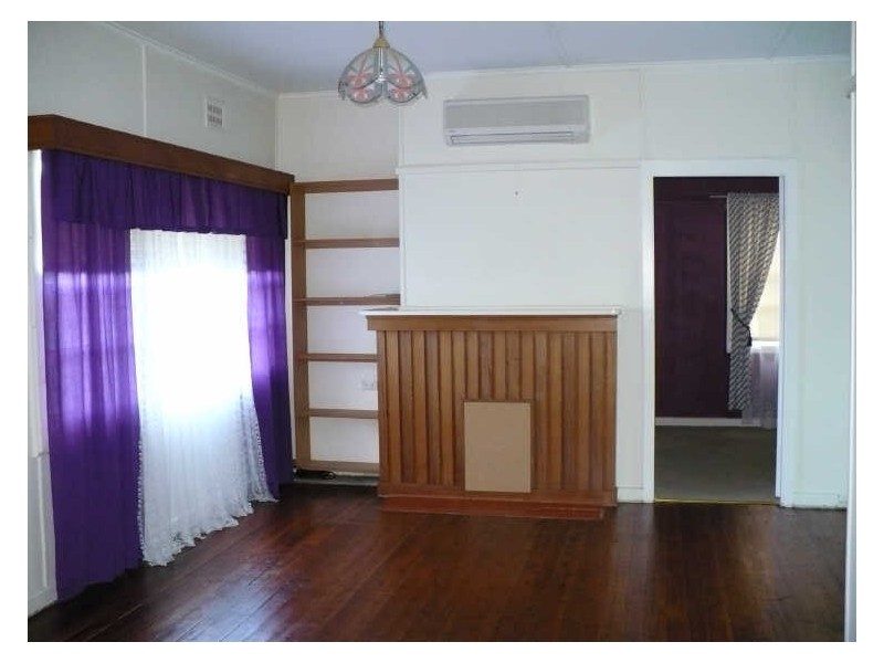 34 Courallie Street, Cowra NSW 2794