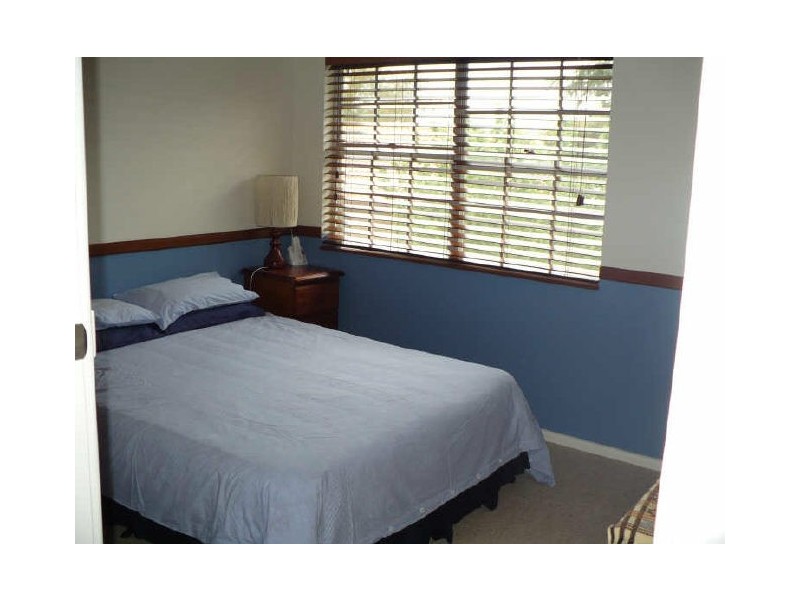 16 Taronga Drive, Cowra NSW 2794