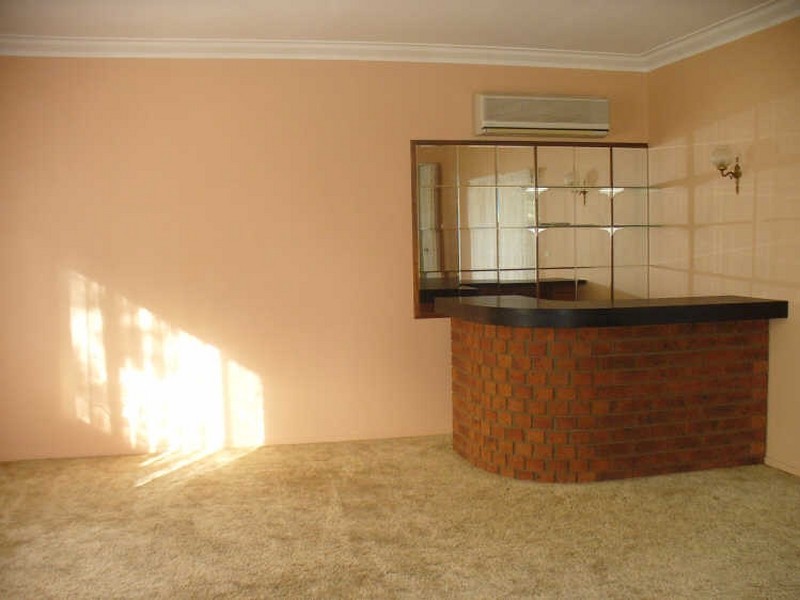 27 Watt Street, Cowra NSW 2794