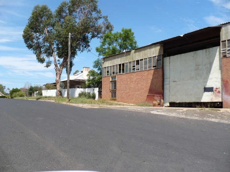 44 Fitzroy Avenue, Cowra NSW 2794