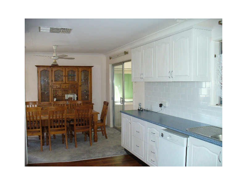 3 Farrer Street, Cowra NSW 2794