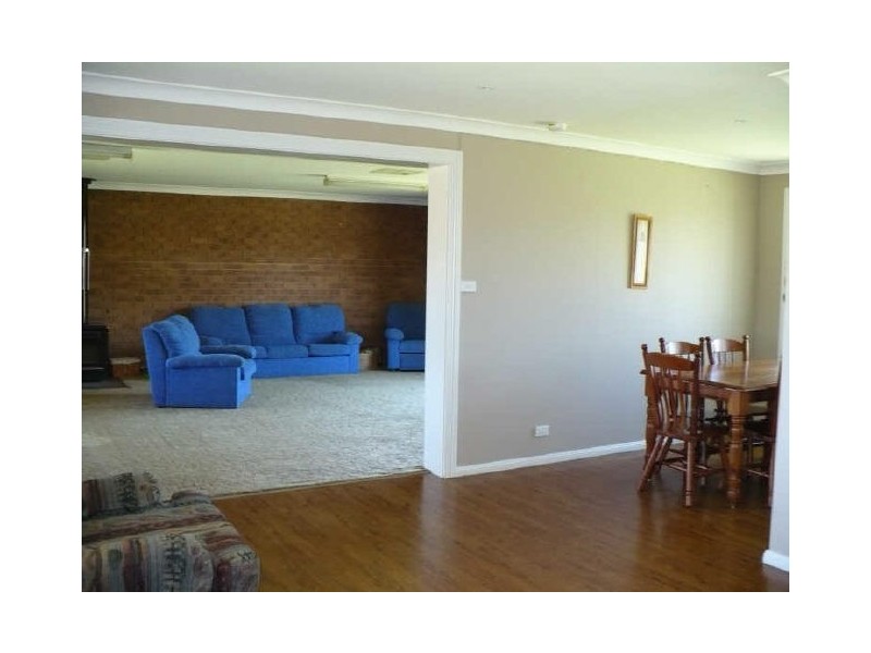 3 Dawson Drive, Cowra NSW 2794