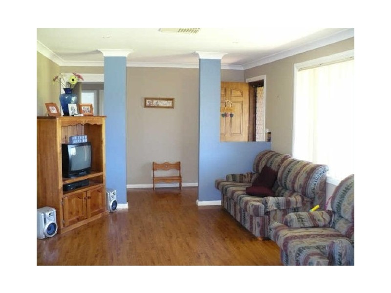 3 Dawson Drive, Cowra NSW 2794