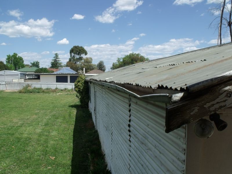 15 Macassar Street, Cowra NSW 2794