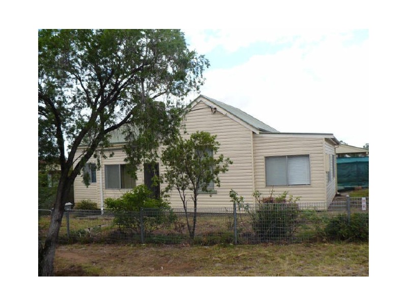 20 Coota Street, Cowra NSW 2794