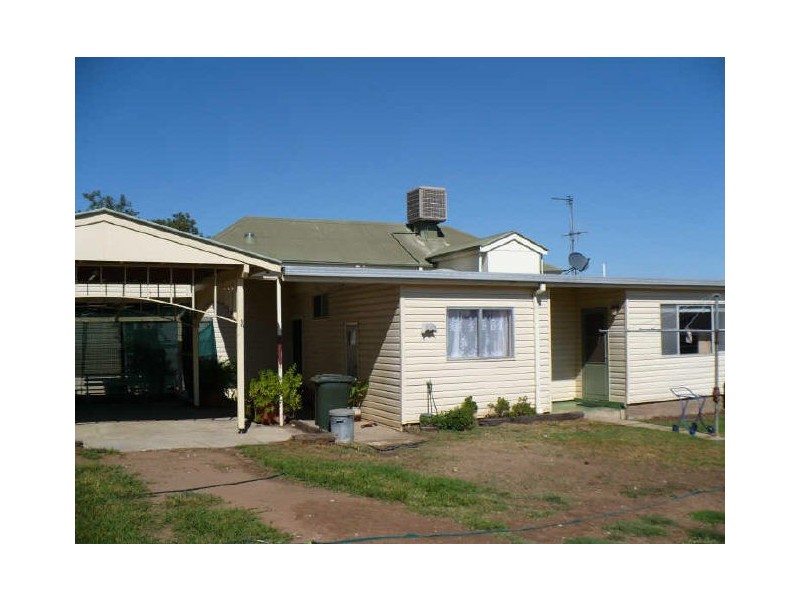 20 Coota Street, Cowra NSW 2794