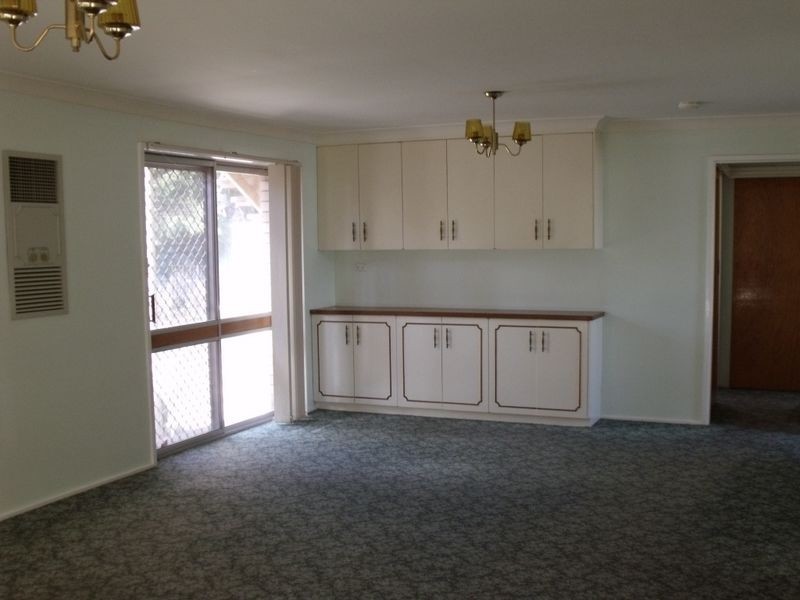 35 Macassar Street, Cowra NSW 2794