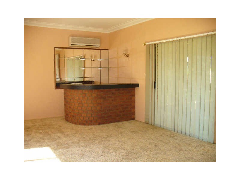 27 Watt Street, Cowra NSW 2794