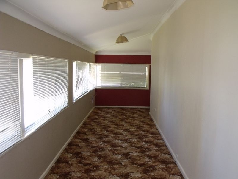 9 Kite Street, Cowra NSW 2794