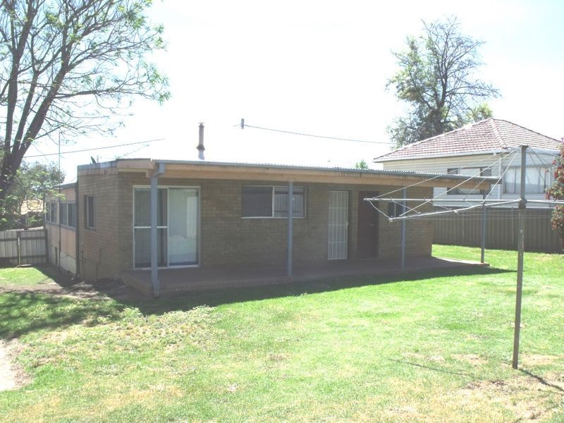 9 Kite Street, Cowra NSW 2794