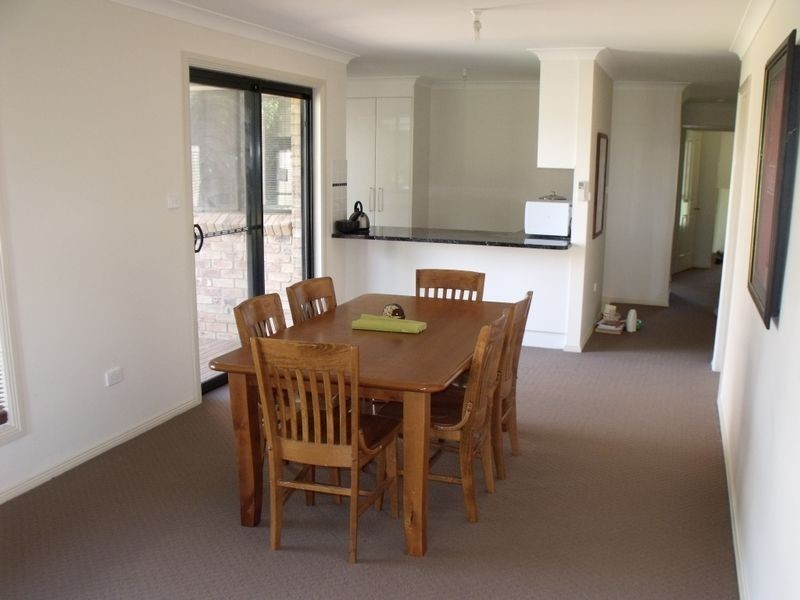 31 Lyall Street, Cowra NSW 2794