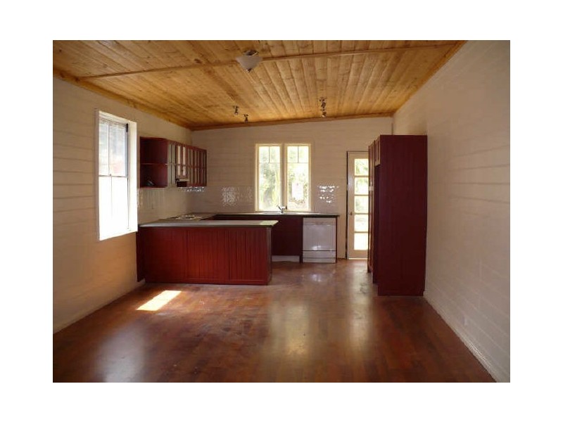 1 Poignand Avenue, Cowra NSW 2794