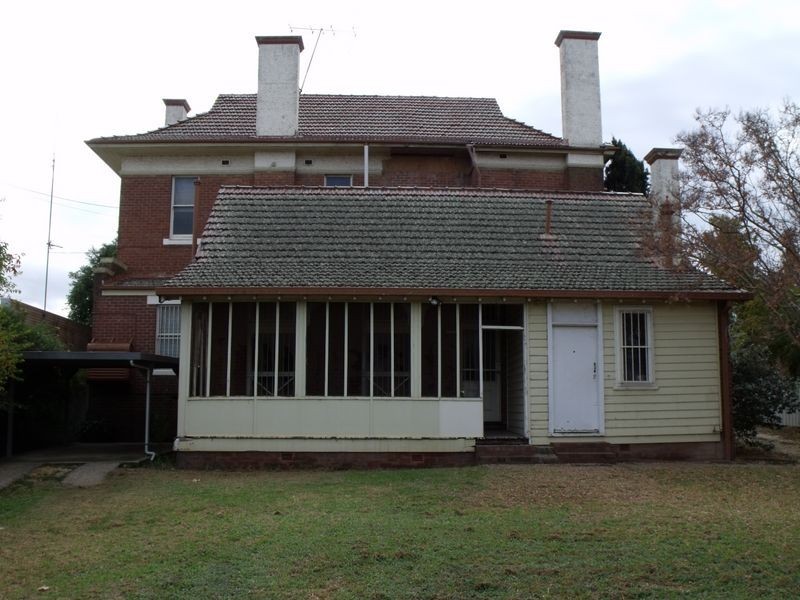 125 Kendal Street, Cowra NSW 2794