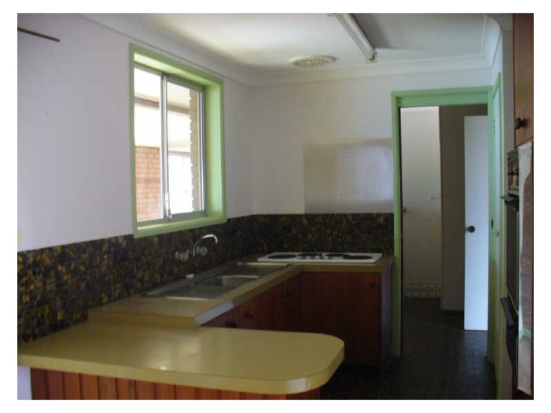28 Stewart Street, Cowra NSW 2794