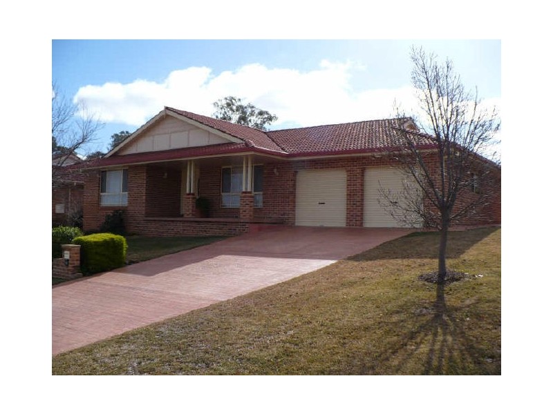 10 Banksia Close, Cowra NSW 2794