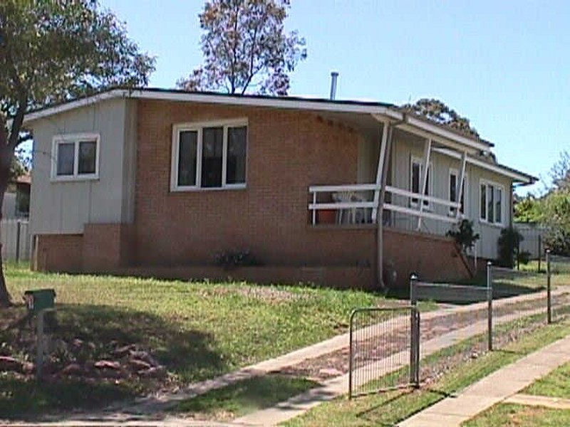 7 Morilla Street, Cowra NSW 2794