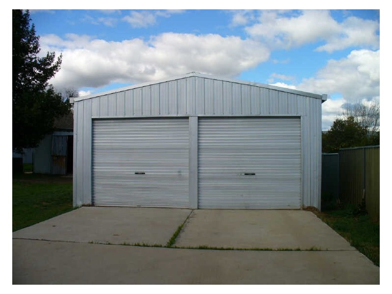 33 Victor Street, Cowra NSW 2794